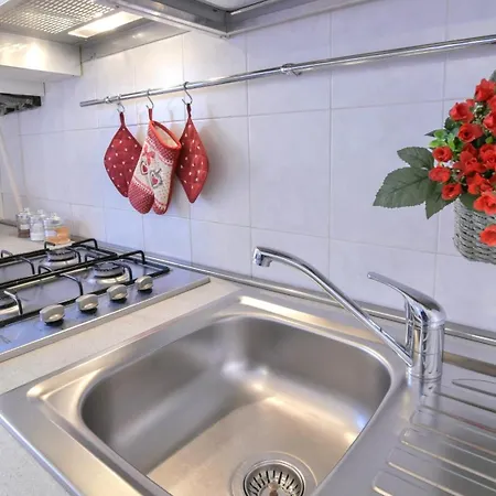 Mary Apartment